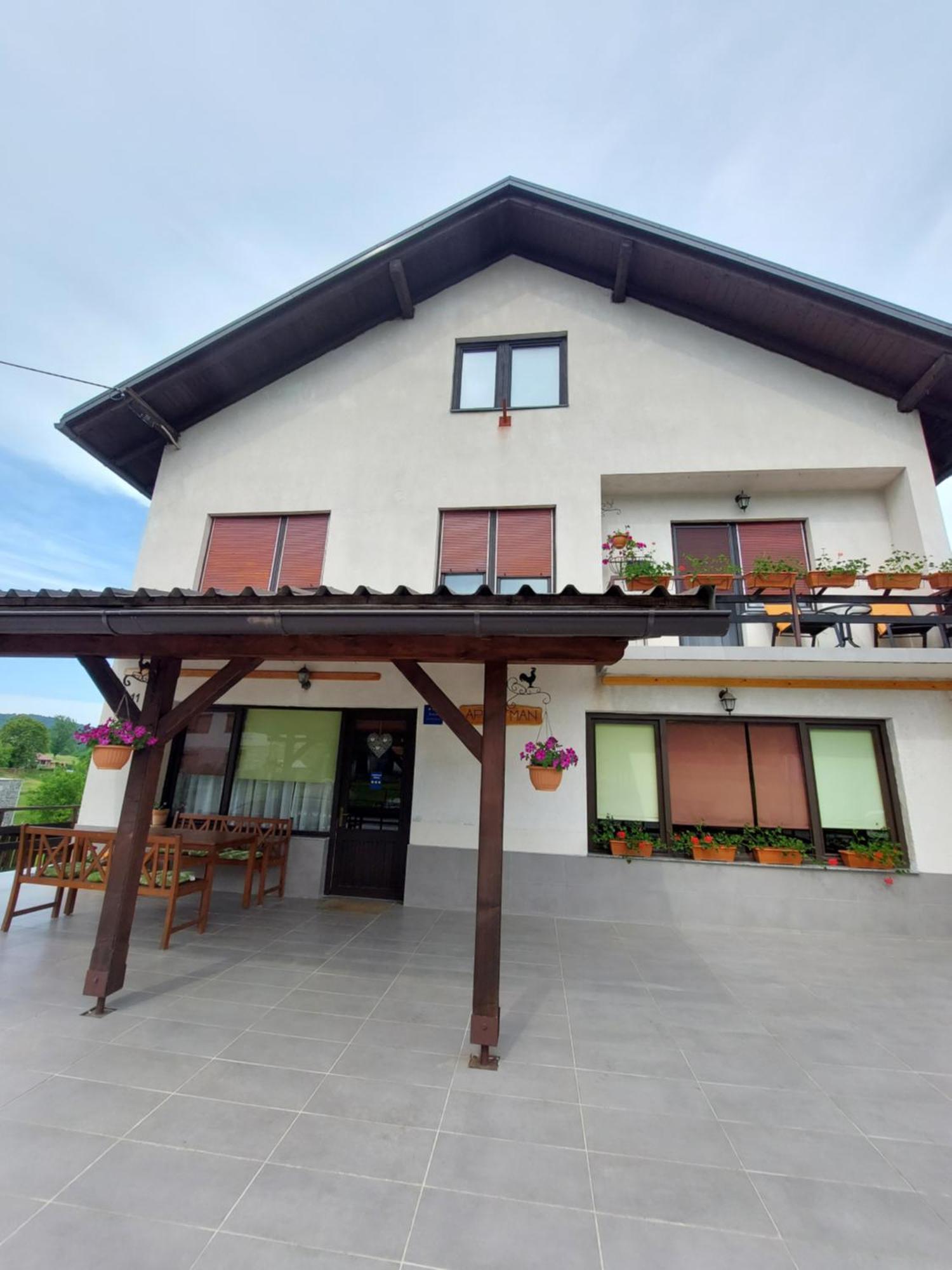 Apartman Thea Gomirje Camera foto